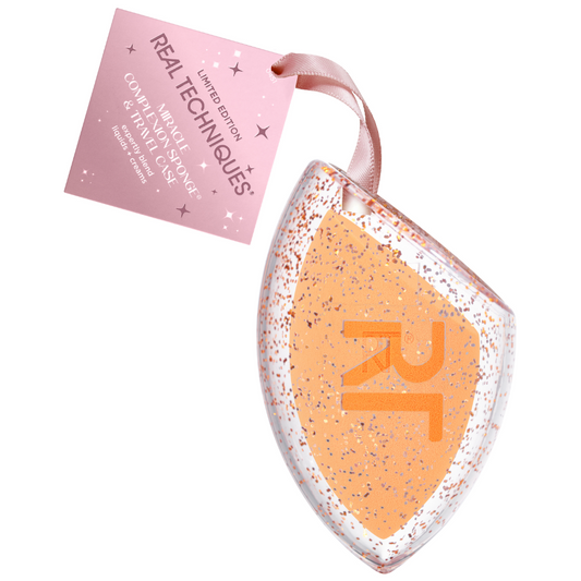 Real Techniques Miracle Complexion Sponge & Travel Case Ornament