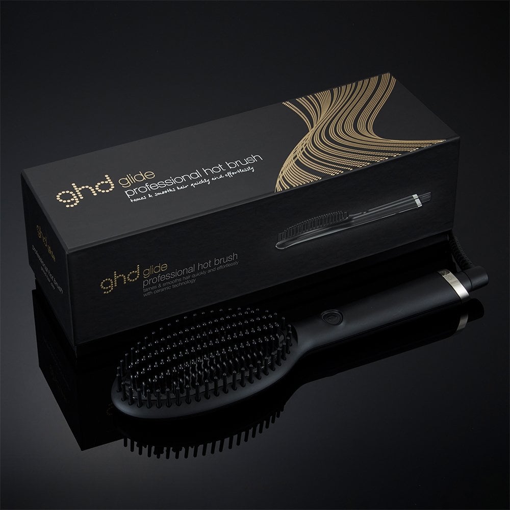 Ghd glide cheapest smoothing hot brush