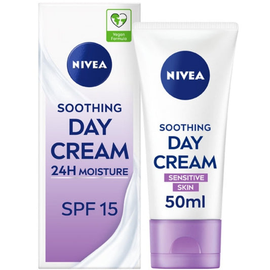 Nivea 24H Soothing Moisture Day Cream SPF15 50ml